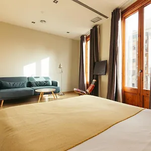 Casa Felipa Plaza España Barcelona