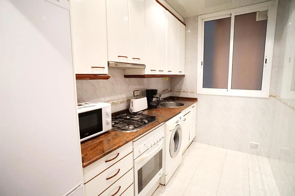 Barcelona4Seasons II Apartment